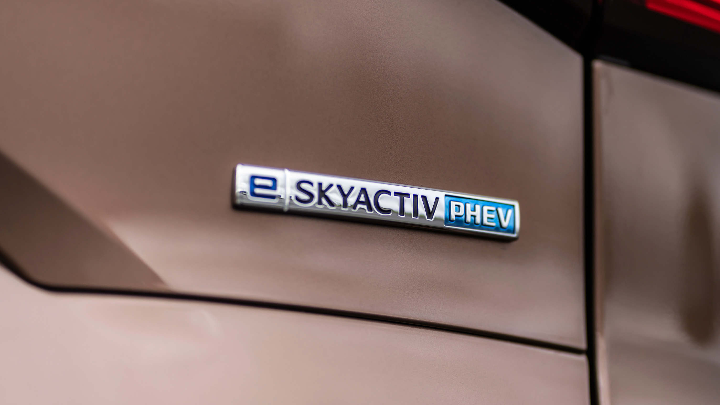 Mazda CX-80 e-skyactiv badge