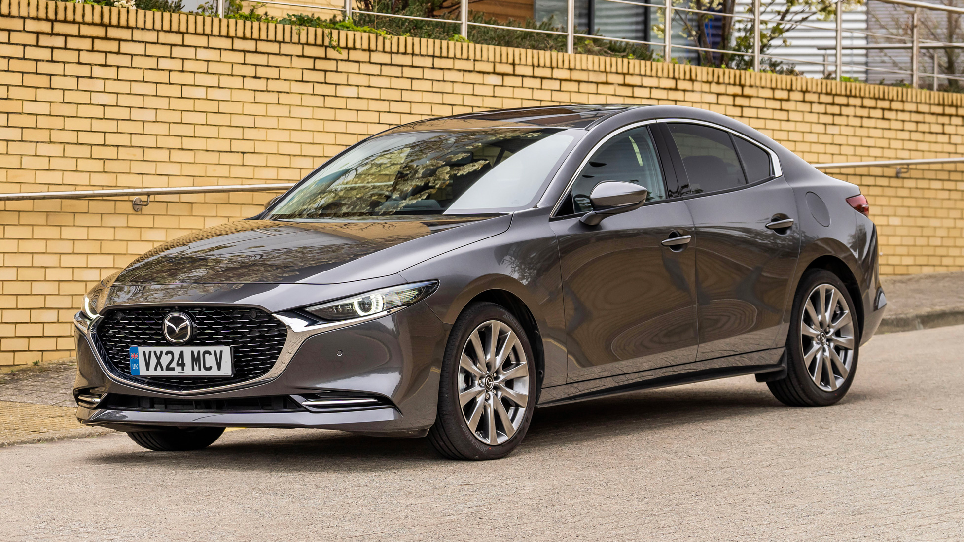 Mazda3 Saloon front quarter static