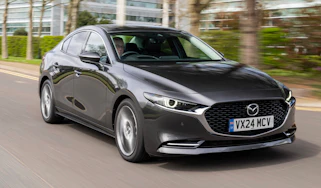 Mazda3 Saloon