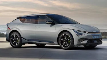 2025 Kia EV6 GT front quarter