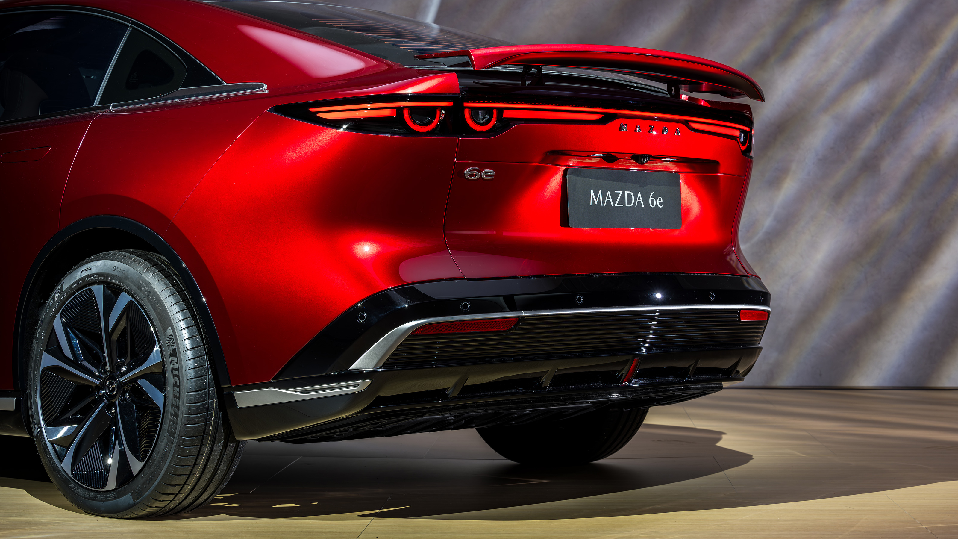 Mazda 6e rear spoiler
