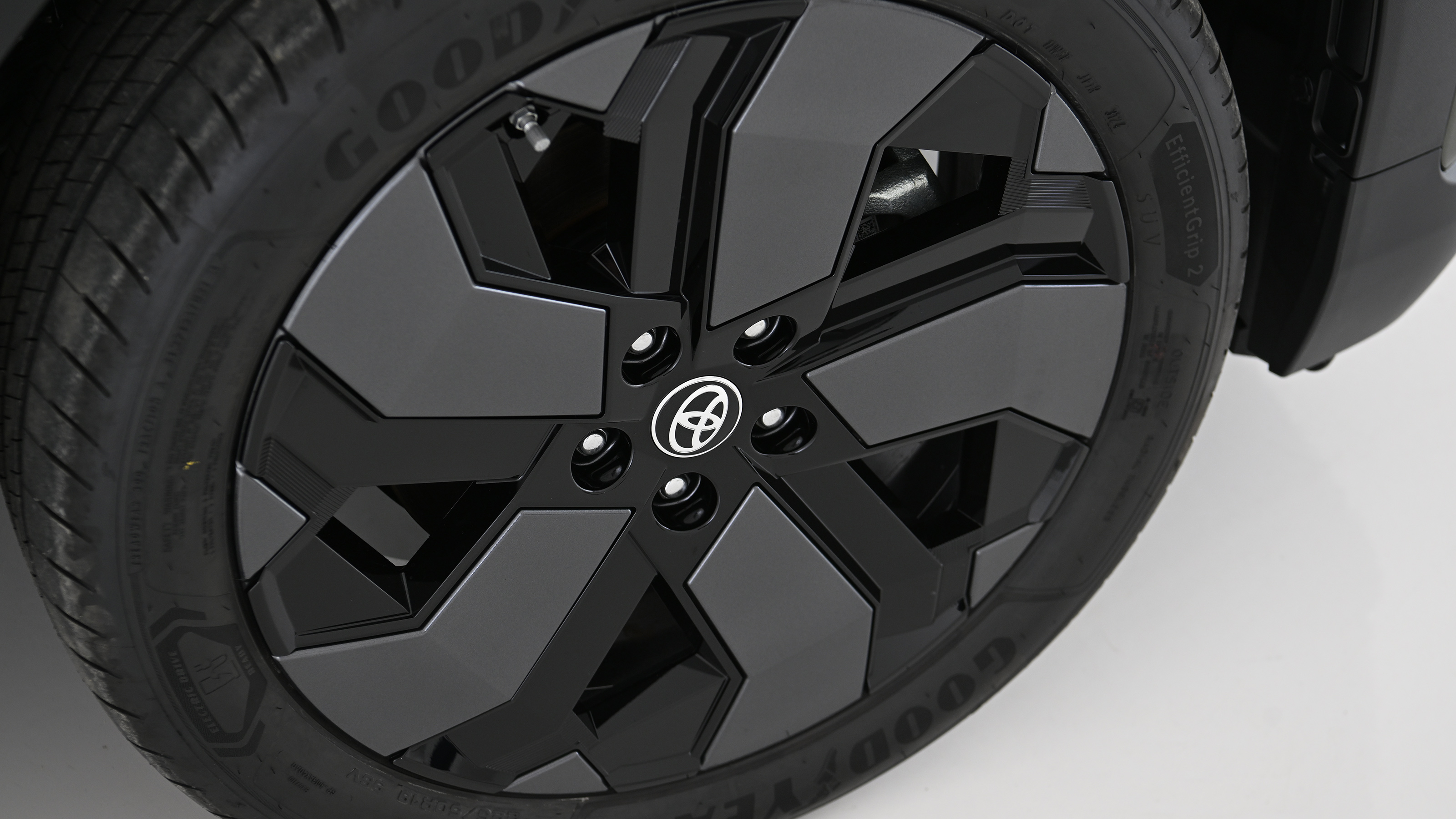 2025 Toyota Urban Cruiser wheel