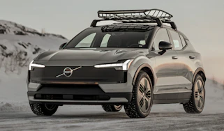 Volvo EX30 Cross Country front quarter