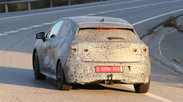 Renault Clio spy shot rear