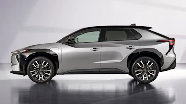 2025 Toyota bZ4X profile