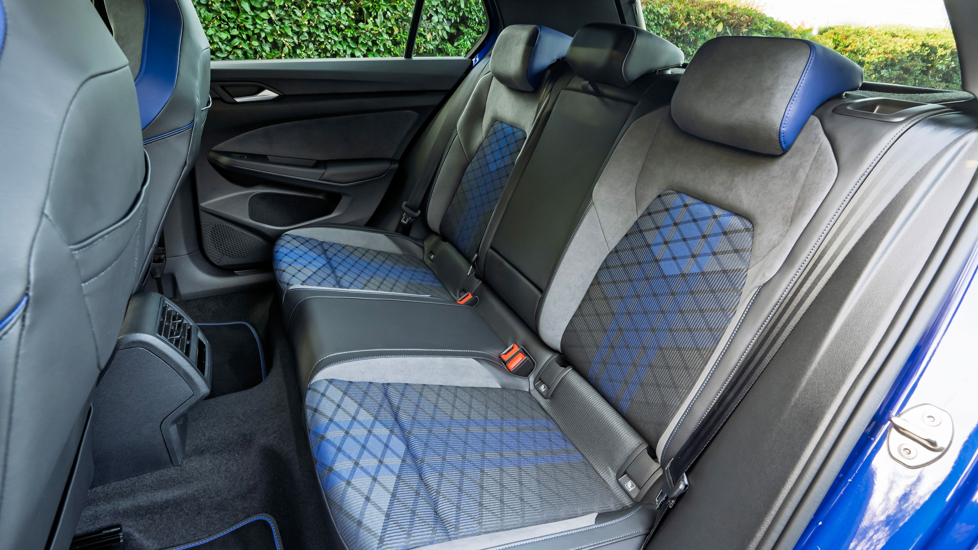 Volkswagen Golf R UK rear seats