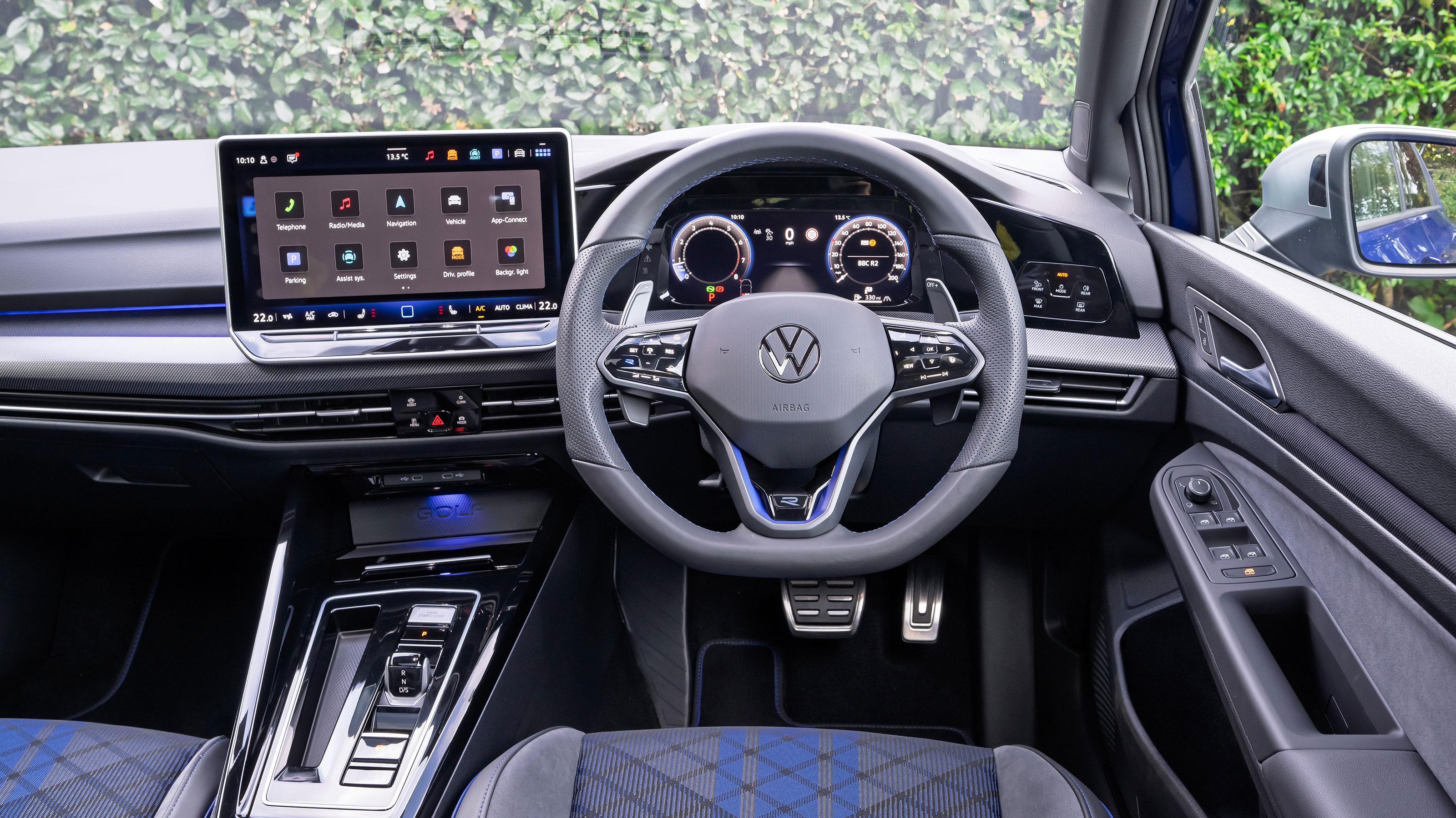 Volkswagen Golf R UK driver's view