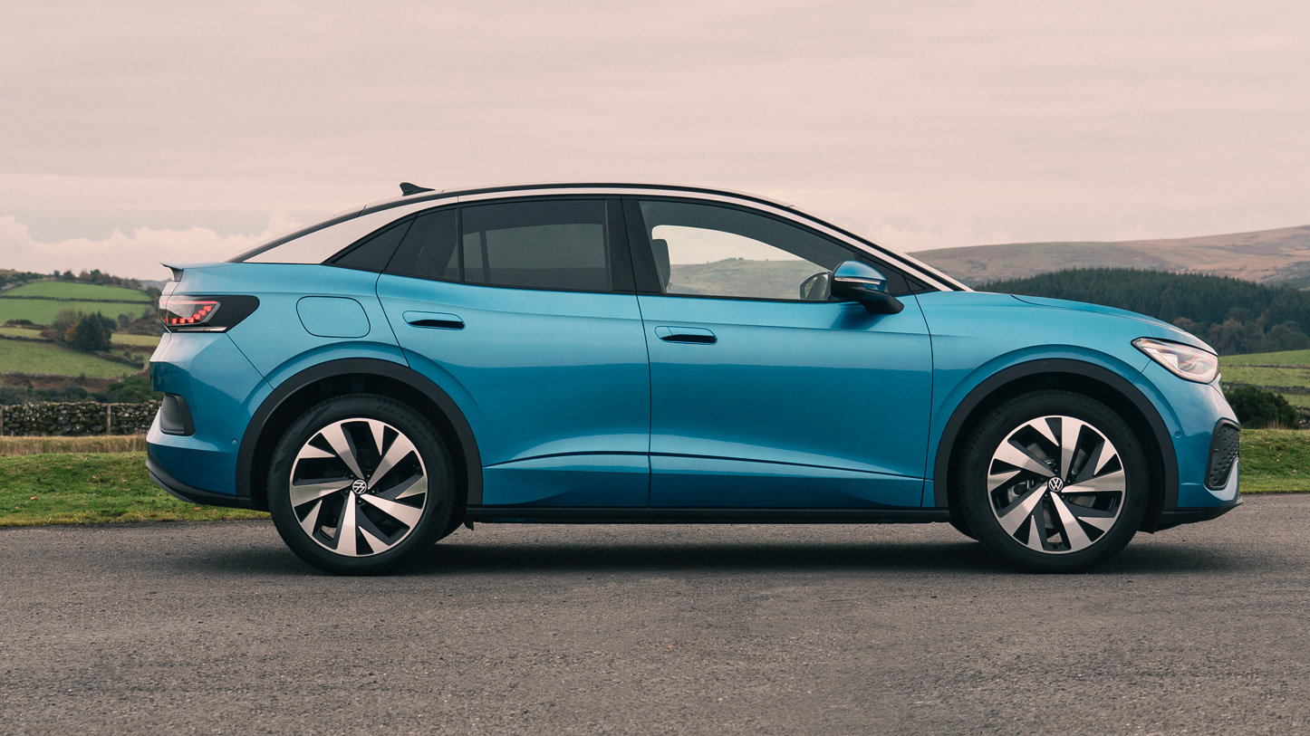 Volkswagen ID.5 side profile