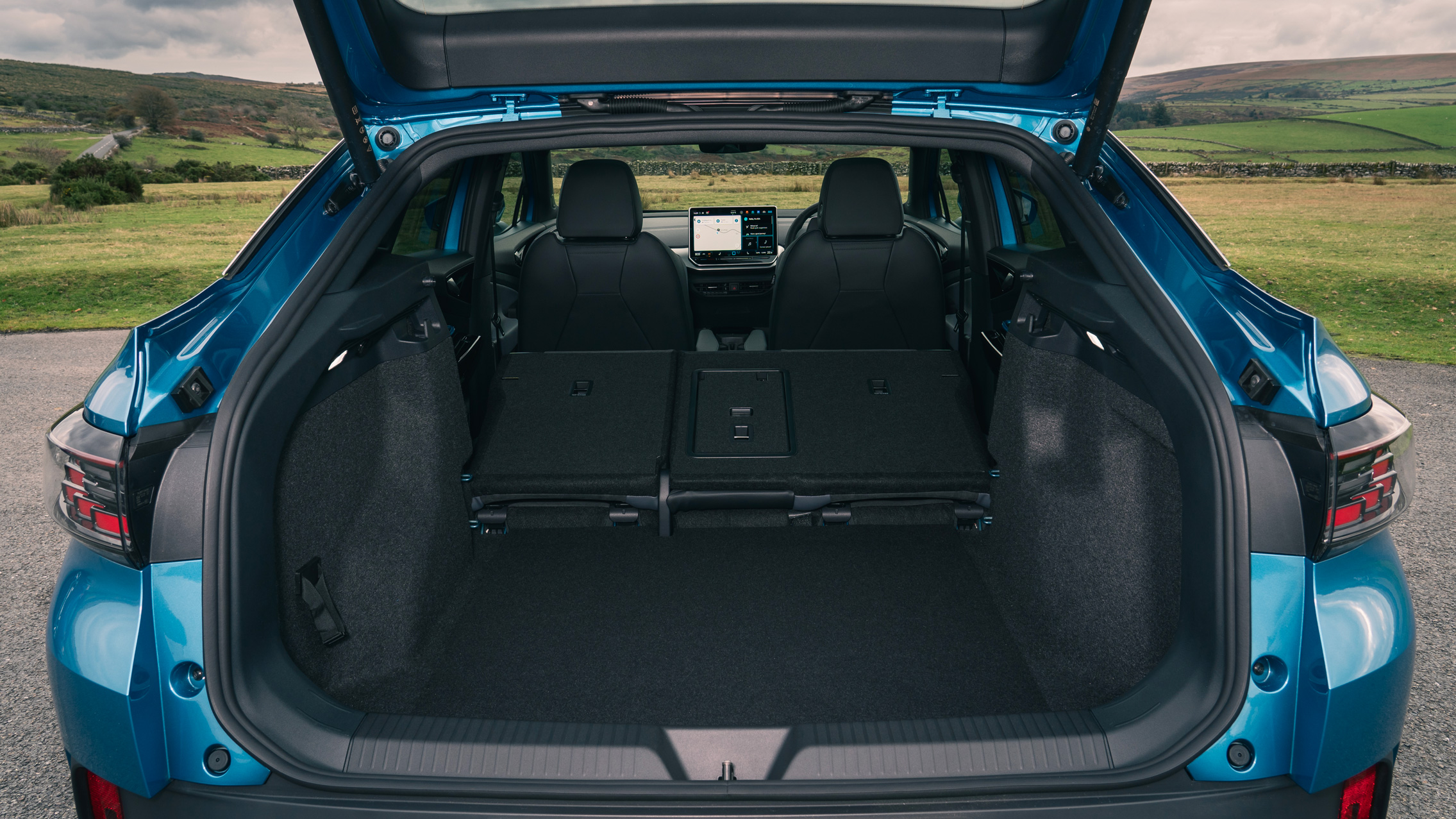 Volkswagen ID.5 boot seats down