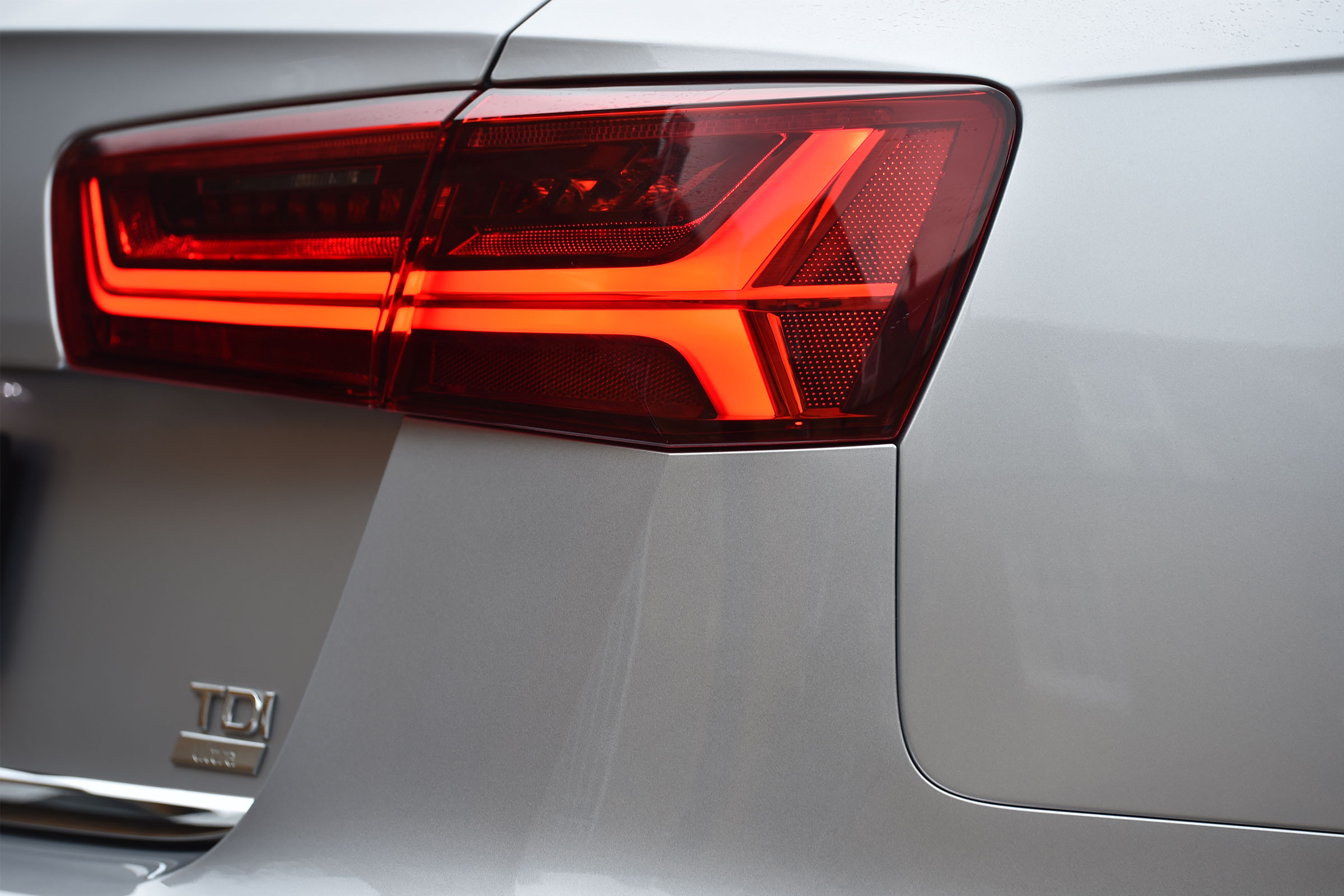 There are also distinctive light patterns at the rear