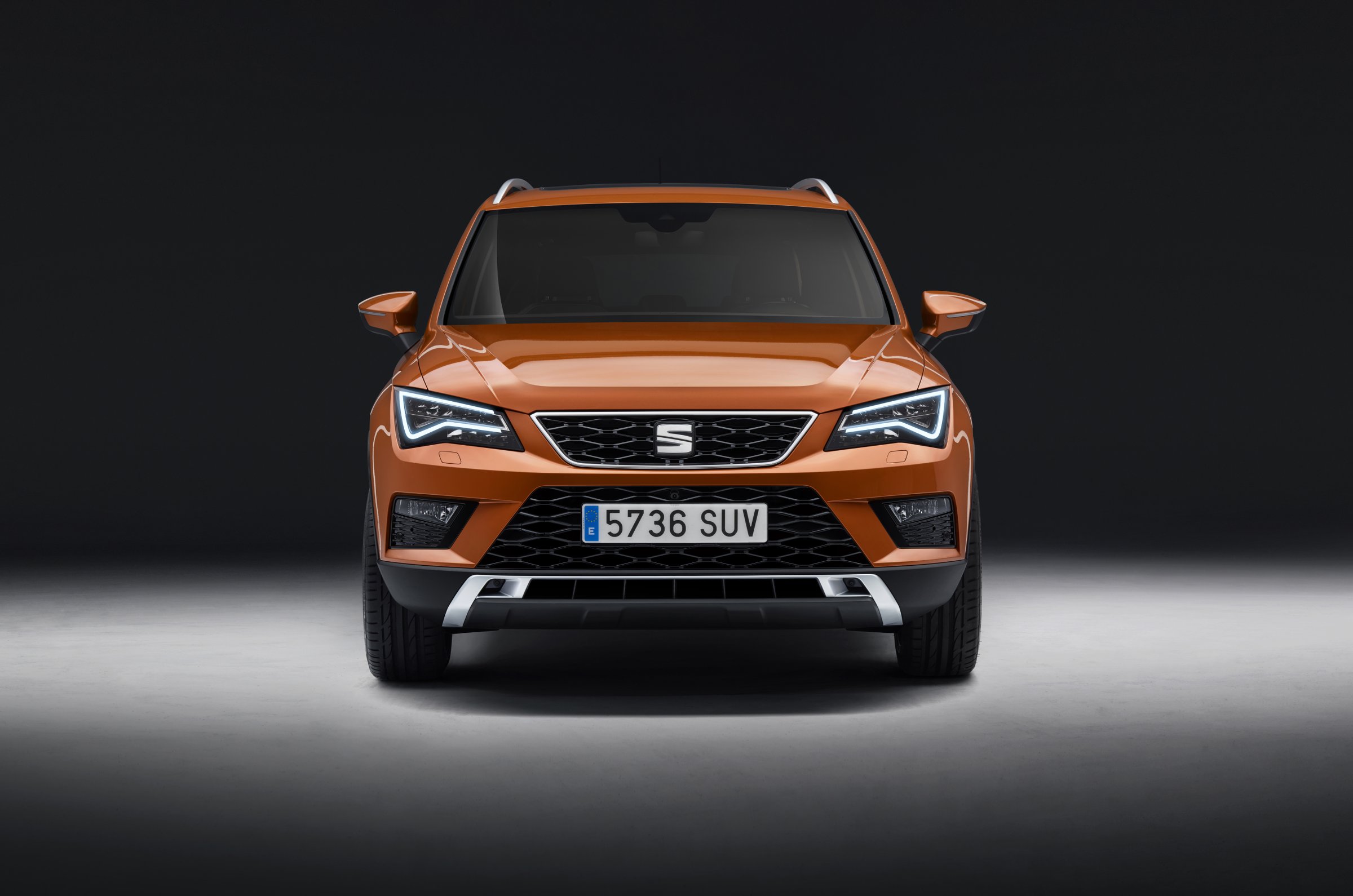 ...But the sharp, angular design is pure SEAT and very reminiscent of the Leon hatch