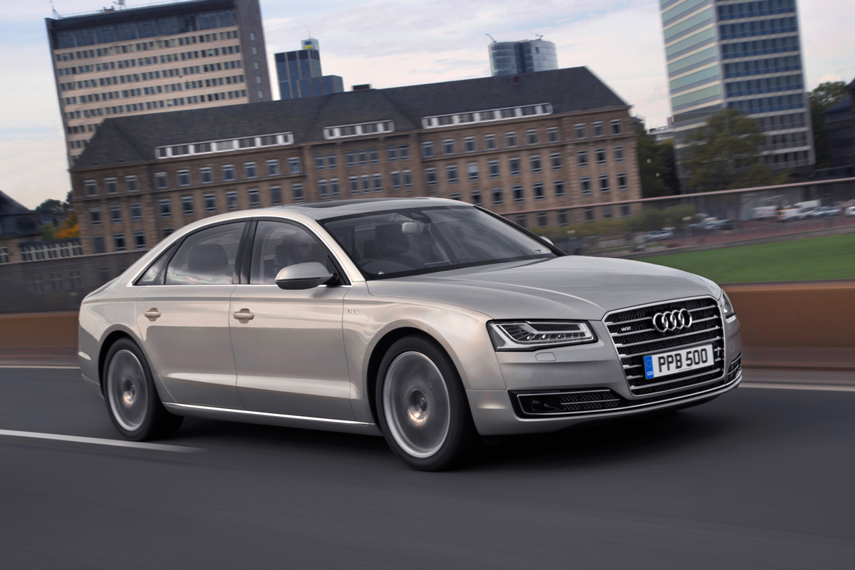 Audi A8 2014 front quarter tracking