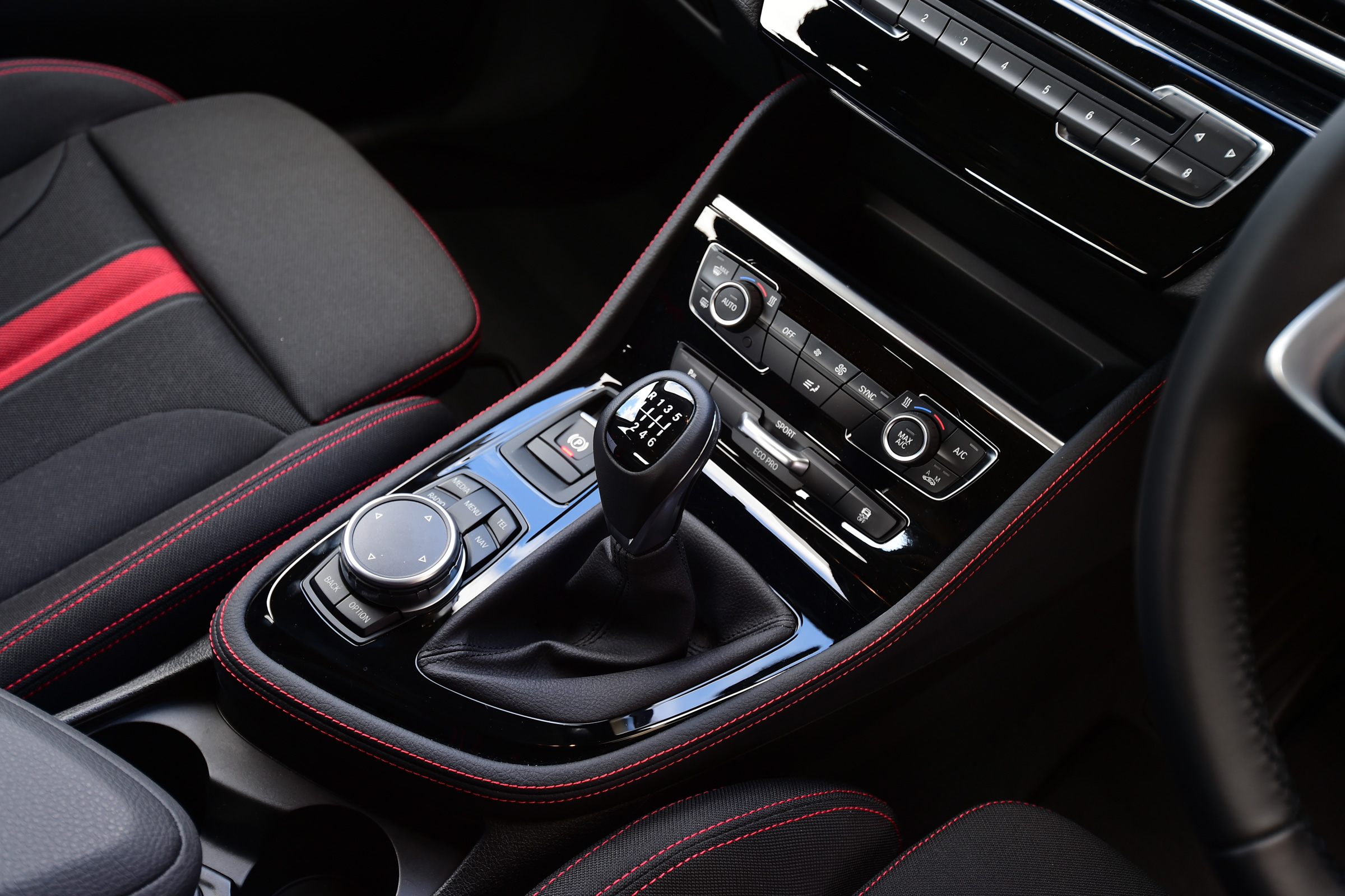 BMW 2 Series Gran Tourer centre console