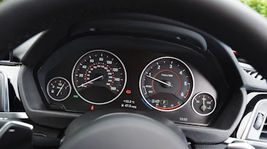 The BMW 3 Series' dials are clear and easy-to-read
