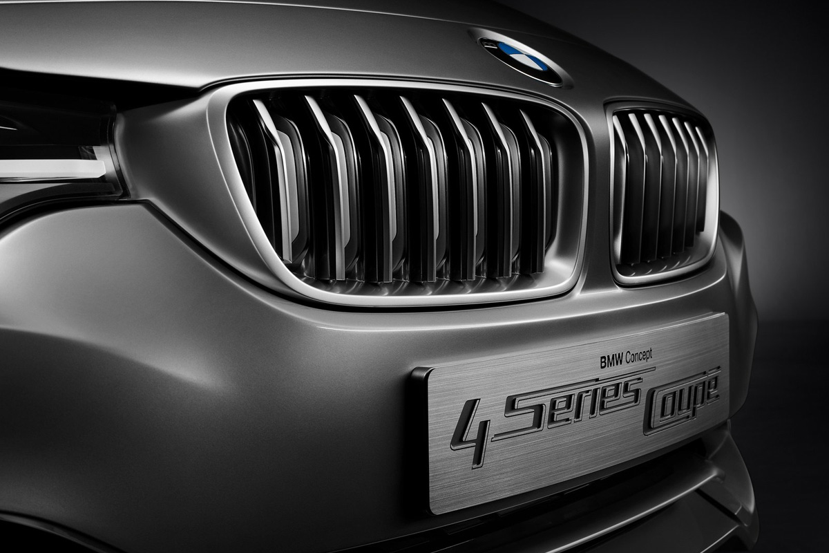 BMW 4 Series Coupe 2013 grille detail