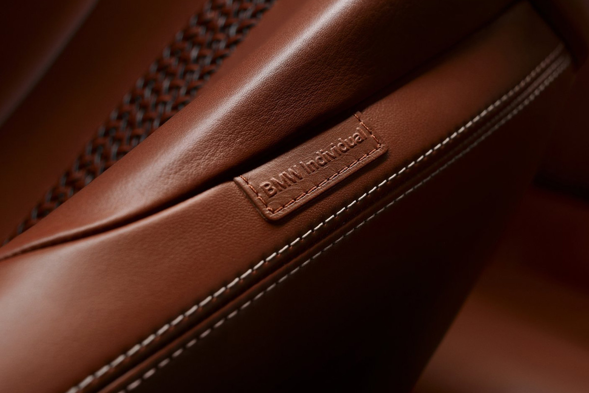 BMW 4 Series Coupe 2013 leather seat detail