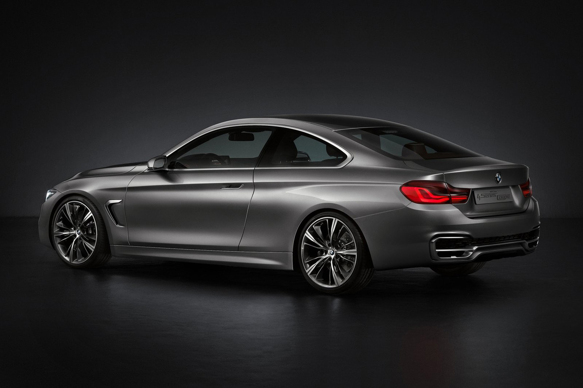 BMW 4 Series Coupe 2013 rear quarter