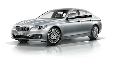 BMW 5 Series 2013 saloon front quarter