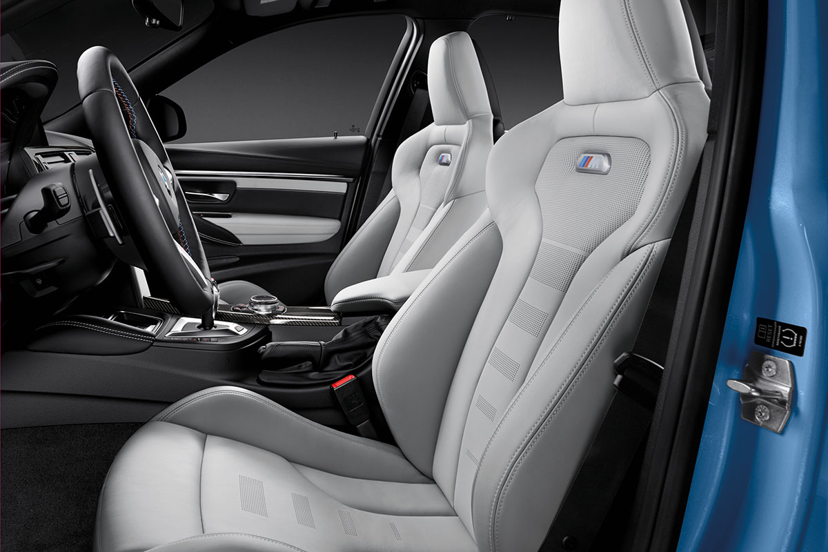 BMW M3 saloon 2014 front seats