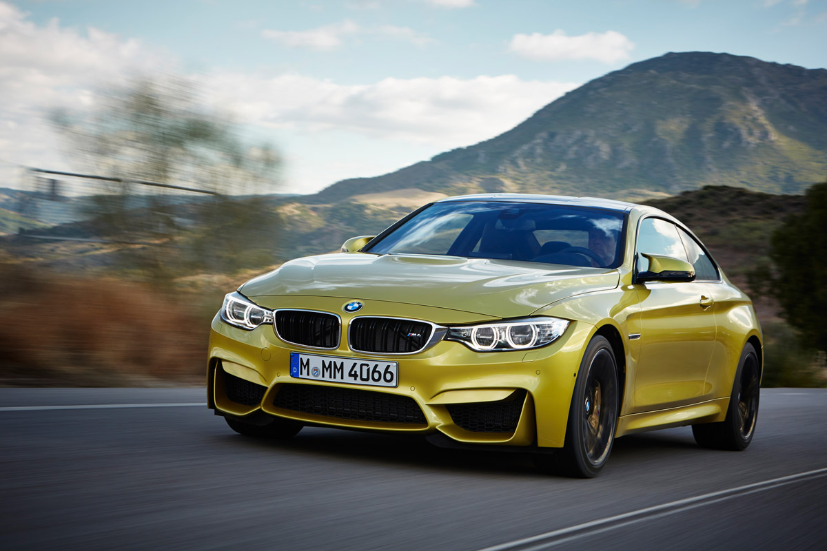 BMW M4 coupe 2014 front tracking