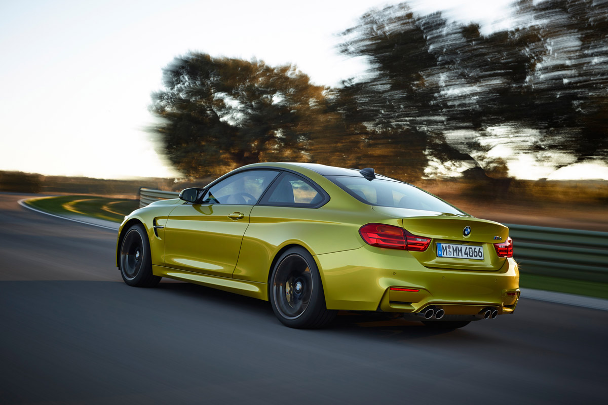 BMW M4 coupe 2014 rear action