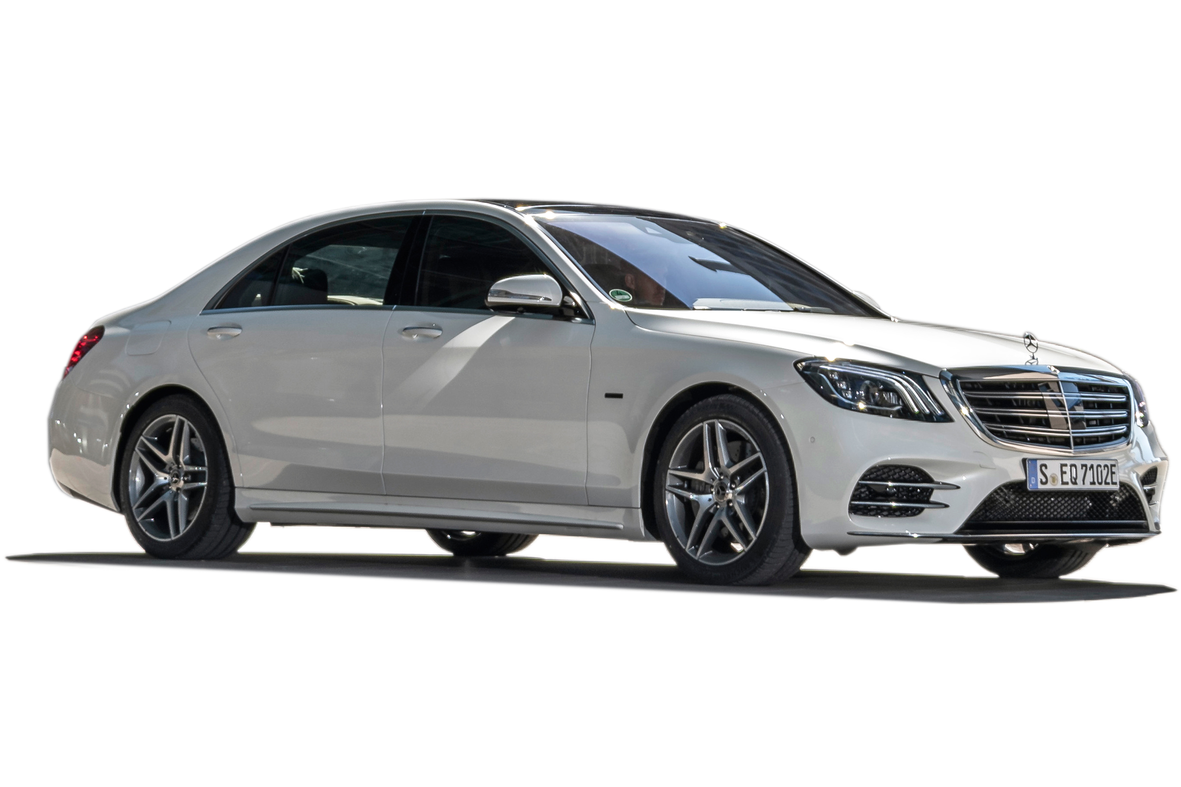 Mercedes S 560 e cutout