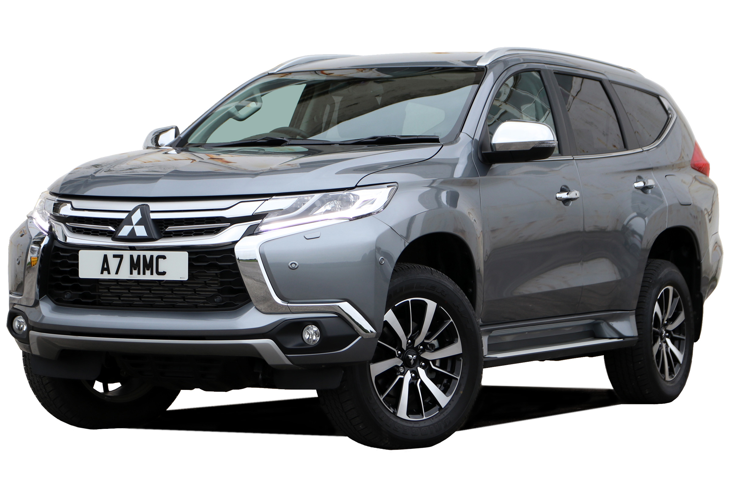 Mitsubishi Shogun Sport cutout