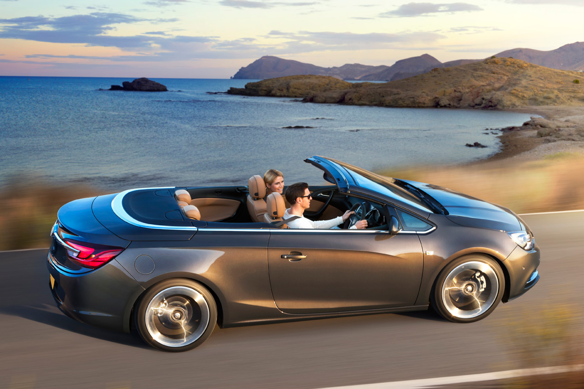 Vauxhall Cascada 2013 side with top down