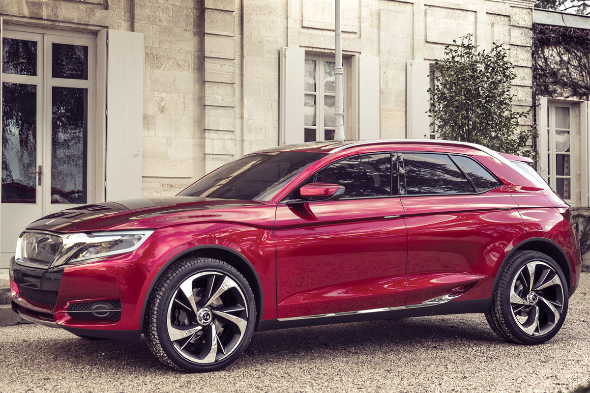 Citroen DS Wild Rubis concept 2013 front quarter
