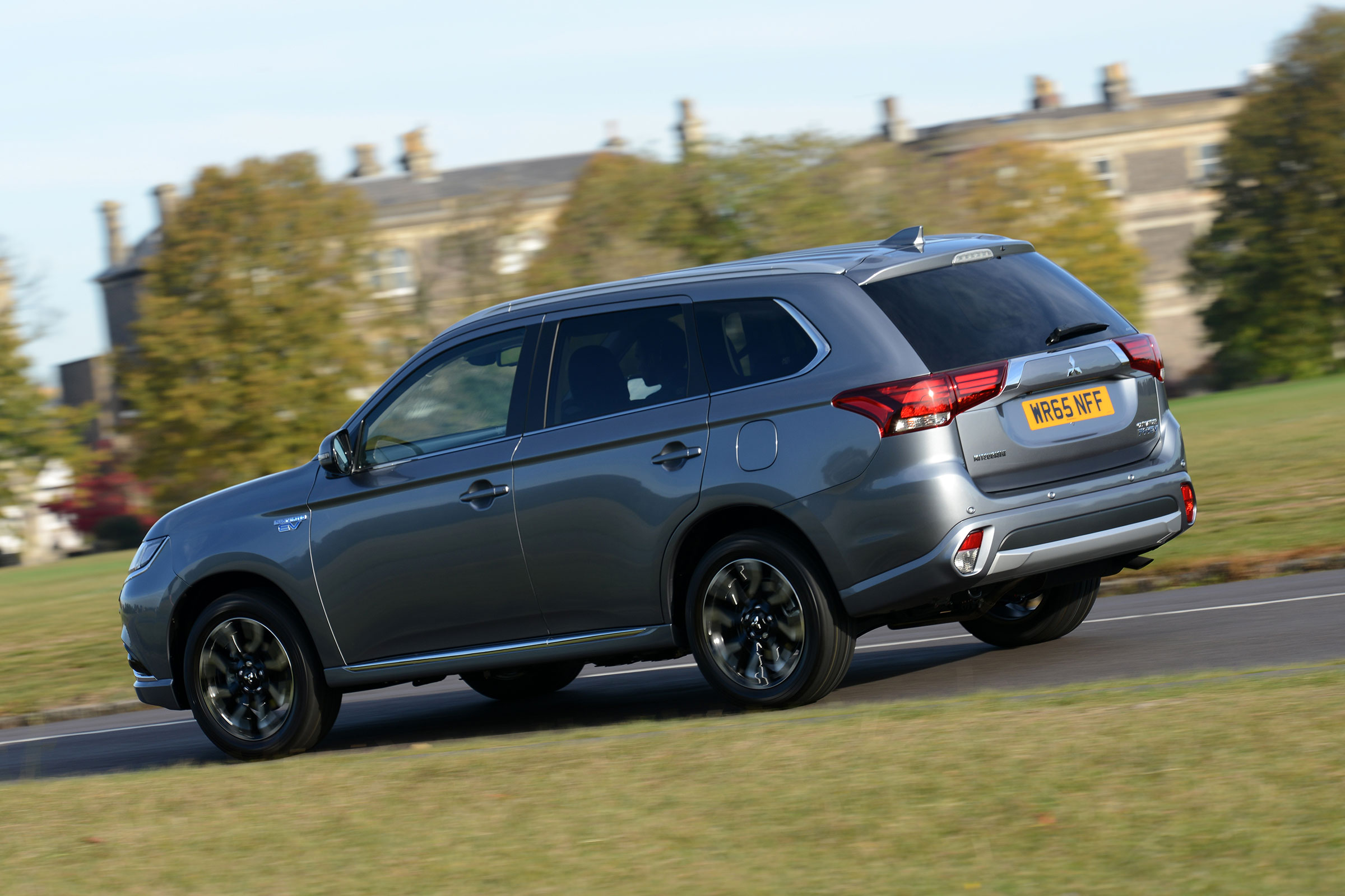 Mitsubishi Outlander PHEV