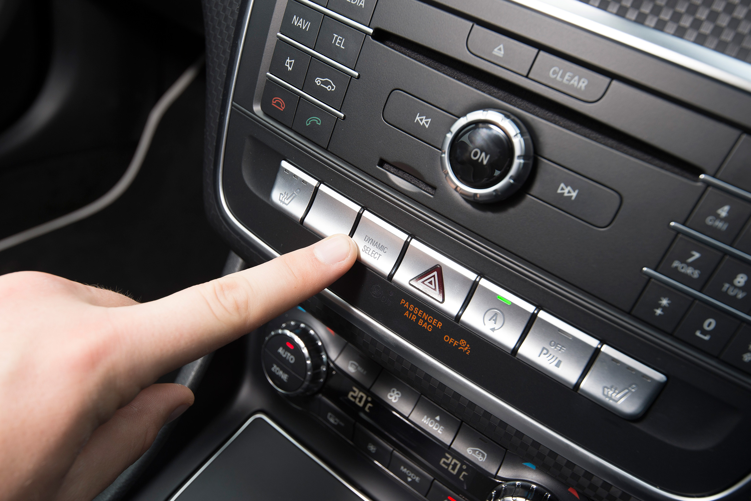 There are quite a few buttons, but everything's clearly labelled