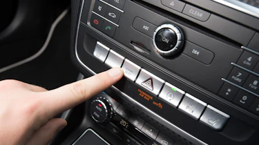 There are quite a few buttons, but everything's clearly labelled