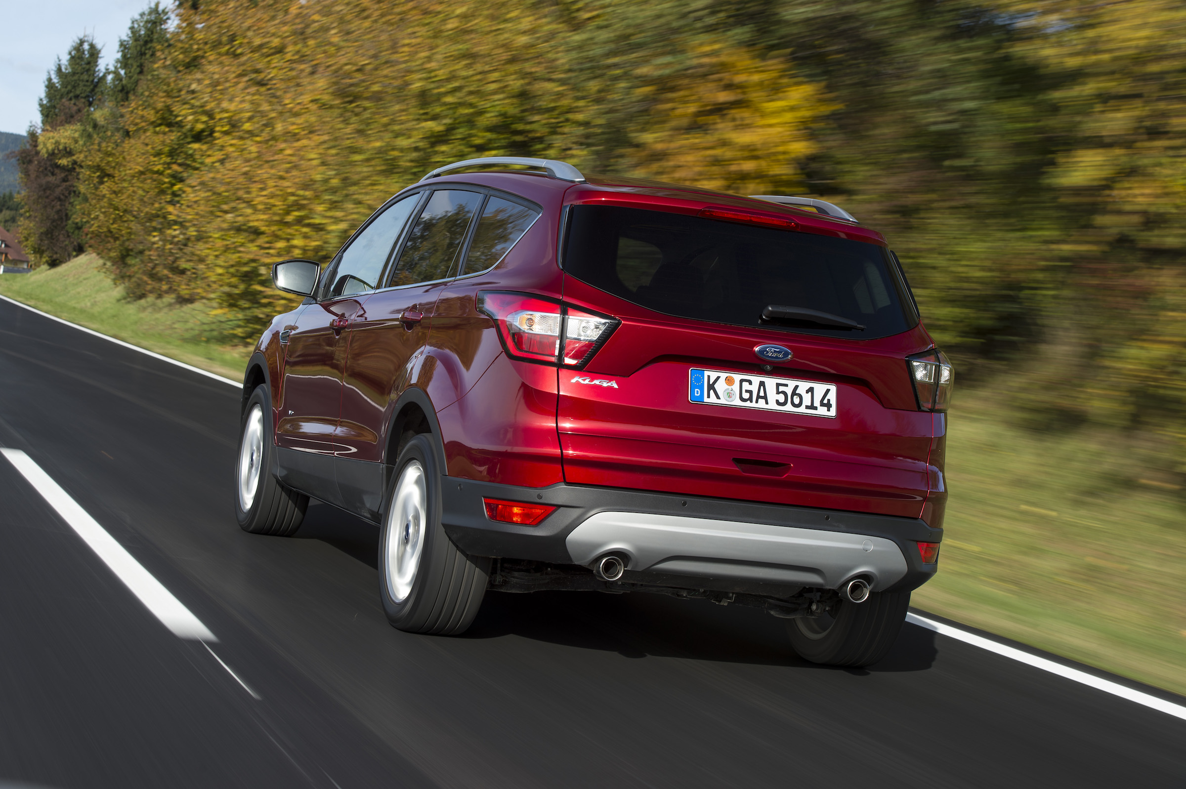 It shares much of its mechanical structure with the Ford Focus