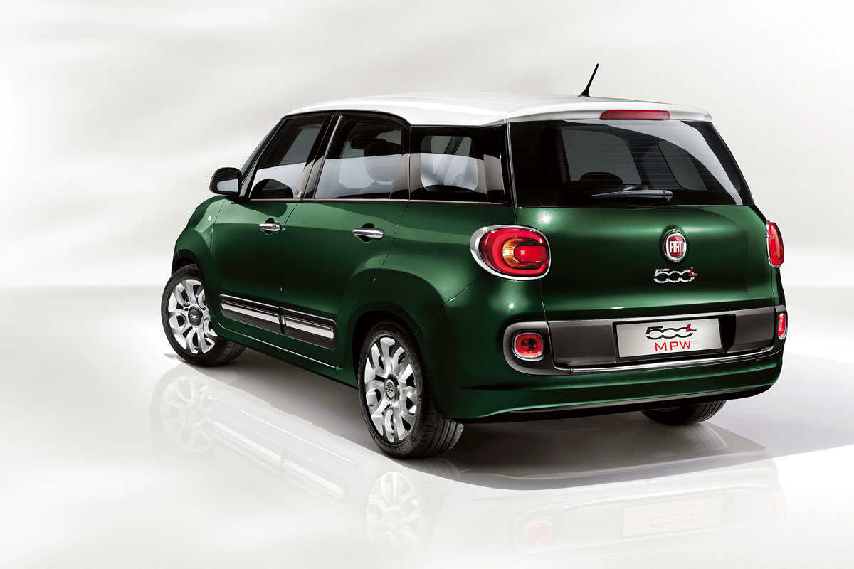 Fiat 500L MPW MPV 2013 rear quarter static