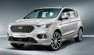 Ford Kuga Vignale studio front