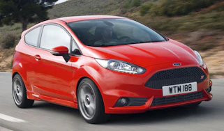 Ford Fiesta ST 2013 front quarter
