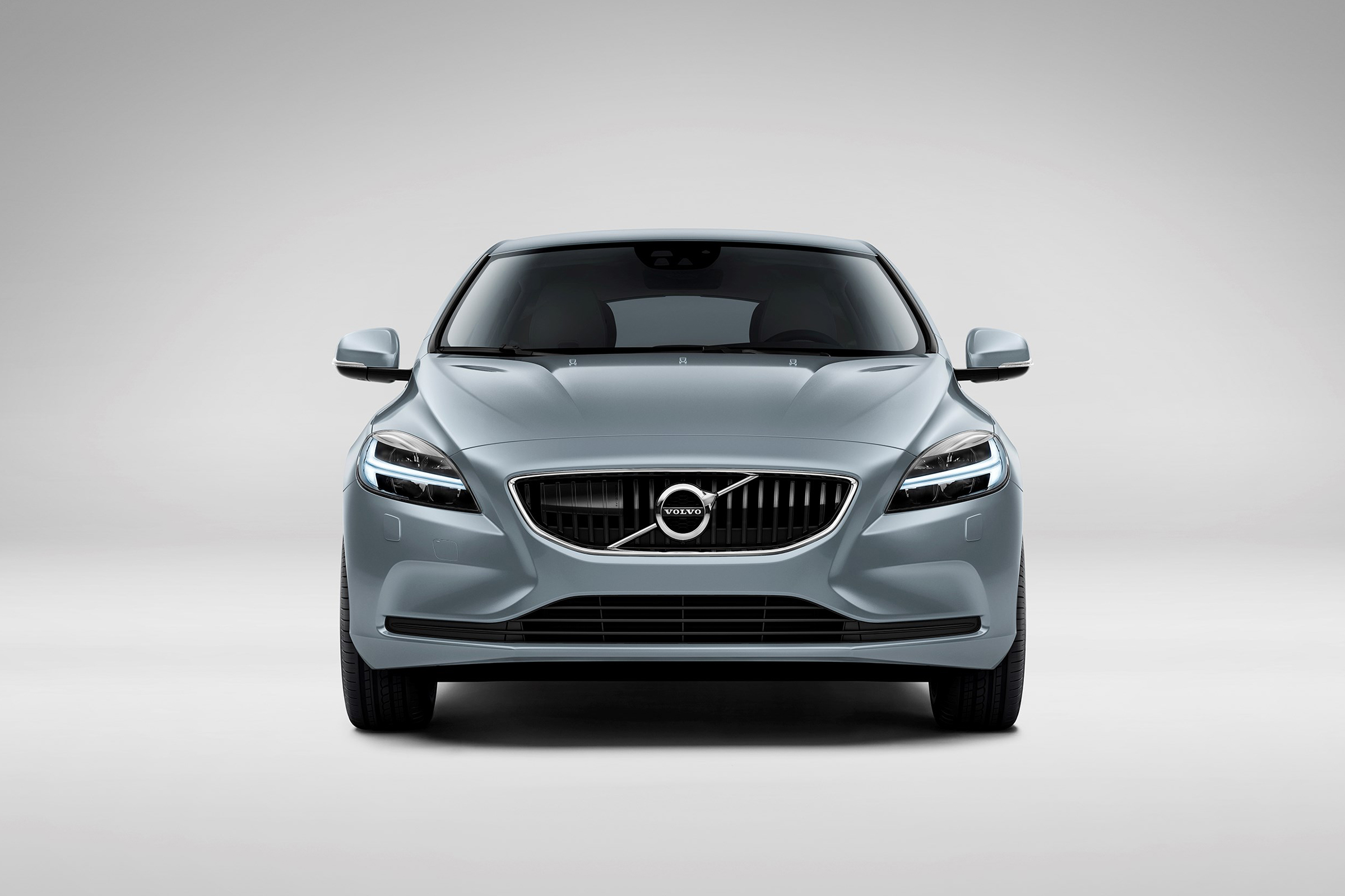 The latest Volvo corporate identity has been neatly applied to the V40