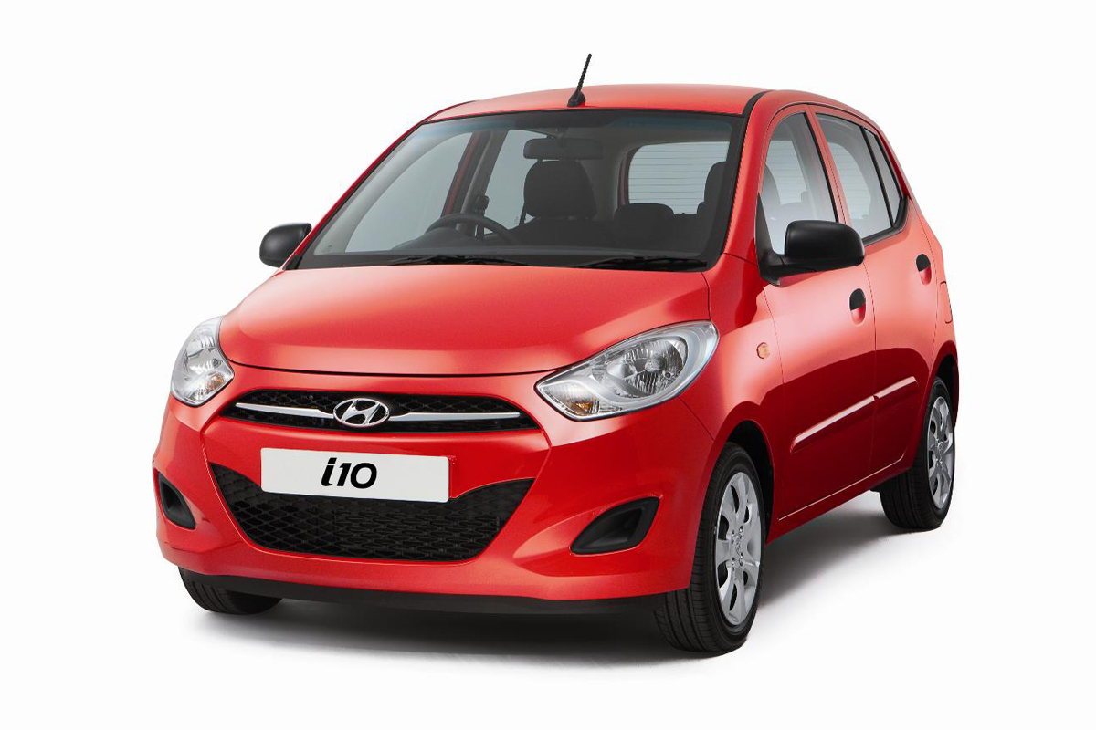 Hyundai i10 2013 front quarter