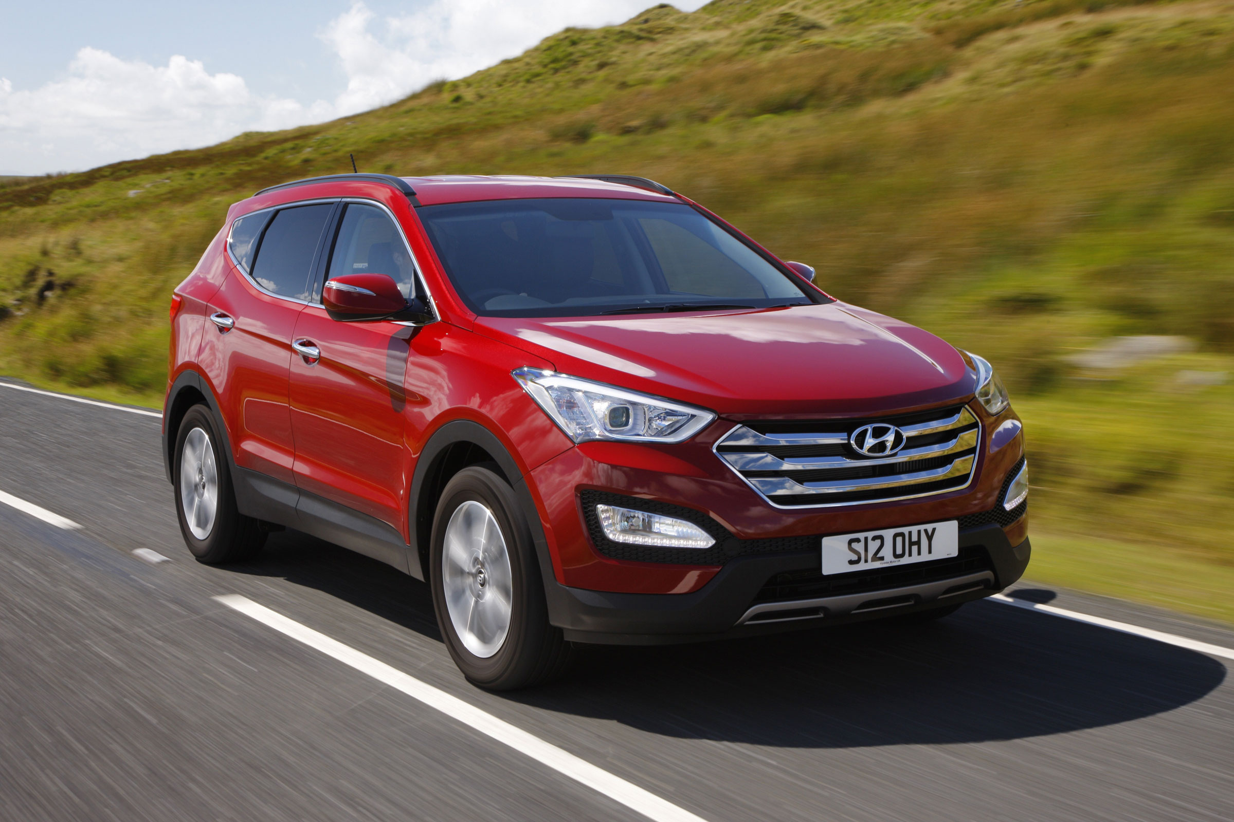 The size of the Santa Fe means it can lean in corners, but it remains stable and comfortable