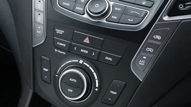The range-topping Premium SE version also gets highlights like keyless entry and a panoramic sunroof