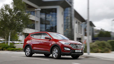 Economy of 46.3mpg is respectable for a big SUV, but can't match the Discovery Sport for efficiency