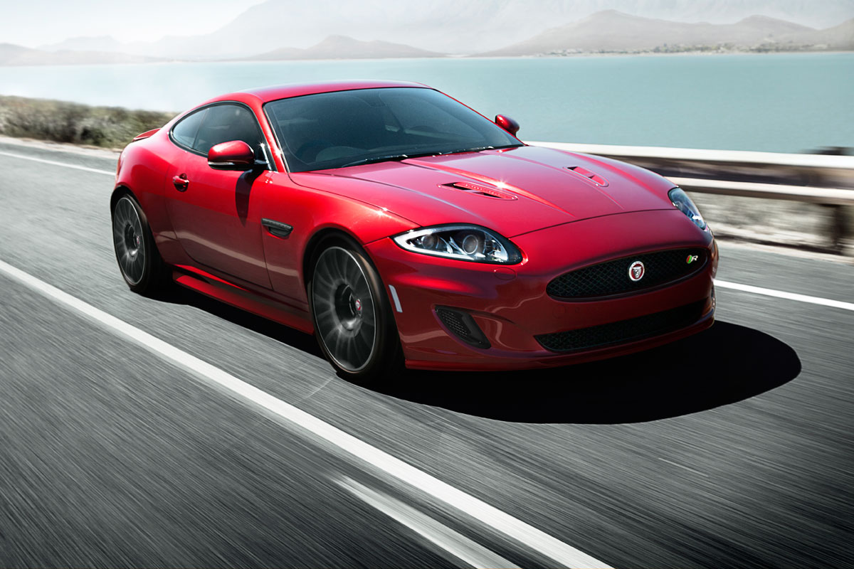 Jaguar XK Dynamic R coupe front quarter