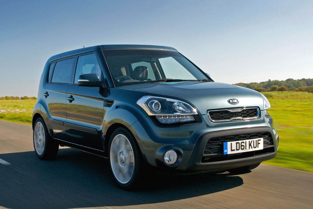 Kia Soul 2013 front quarter tracking
