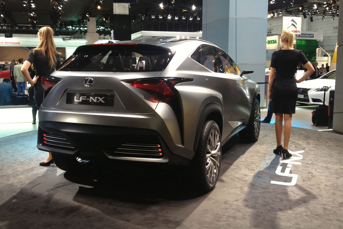 Lexus LF-NX concept rear static