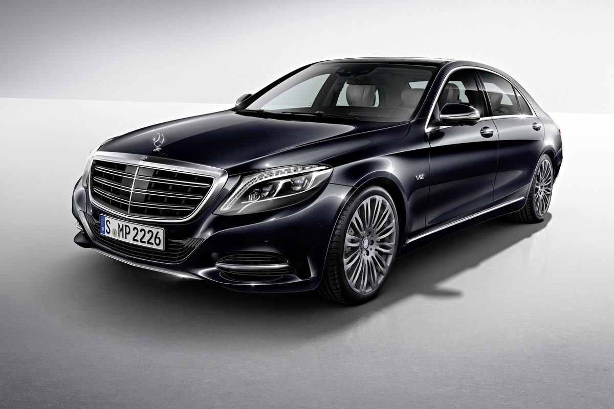 Mercedes S600 saloon 2014 front quarter