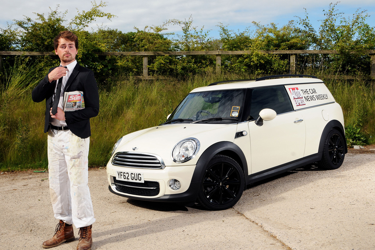 MINI Clubvan estate 2013 front quarter static