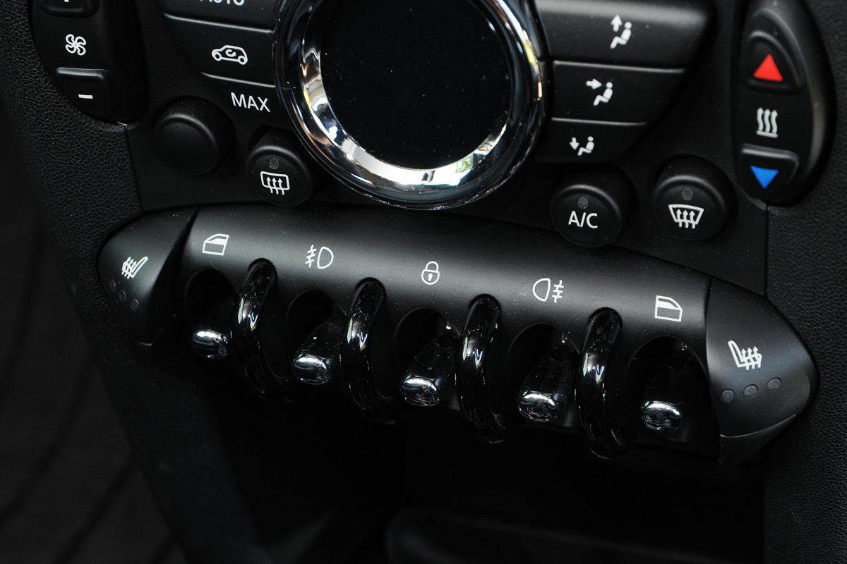 MINI Clubvan estate 2013 interior detail