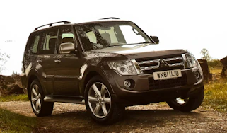 mitsubishi shogun suv 2011 price