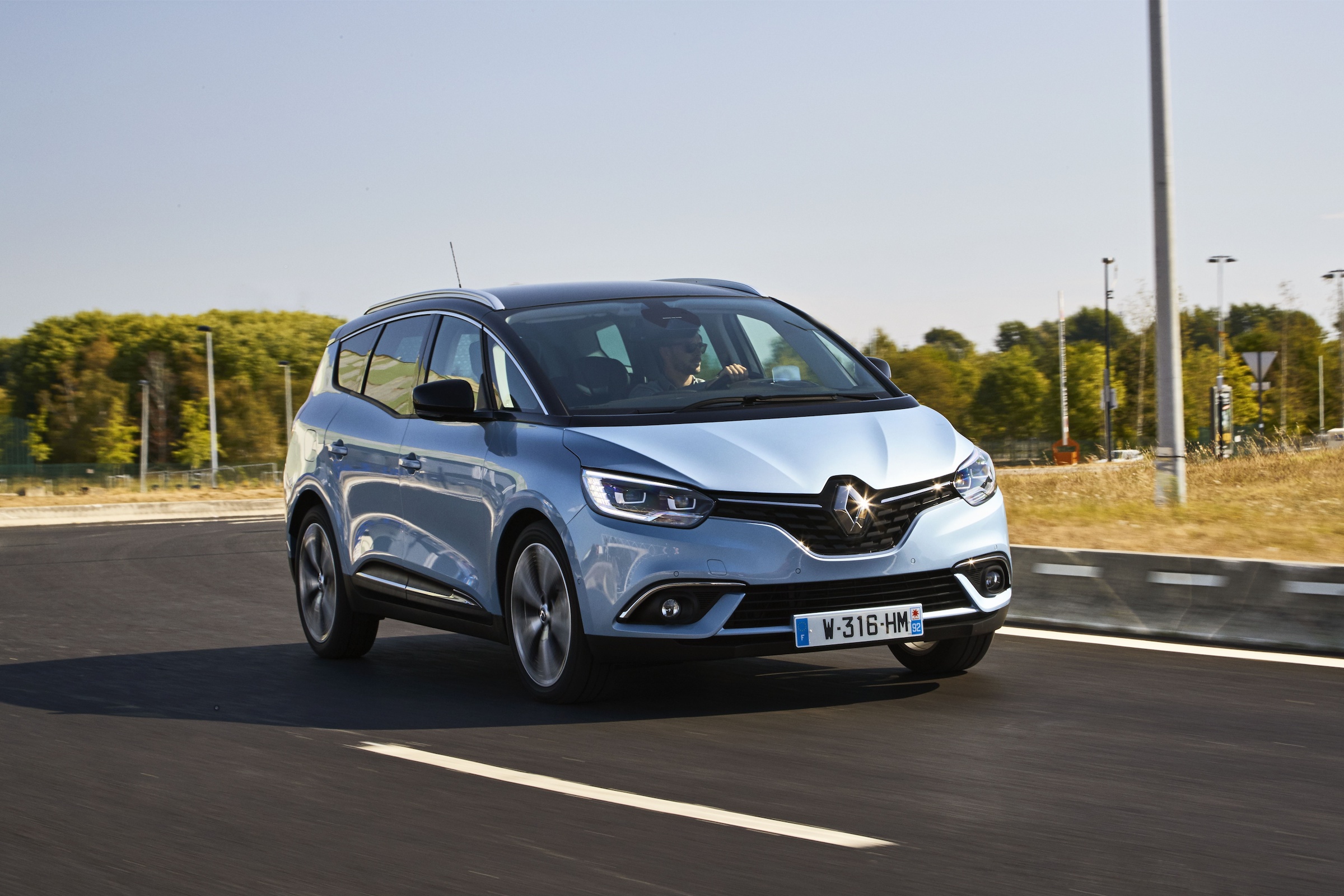 Even the entry-level model gets climate control, a seven-inch touchscreen, DAB radio and automatic lights and wipers
