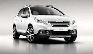 Peugeot 2008 crossover 2013 front quarter